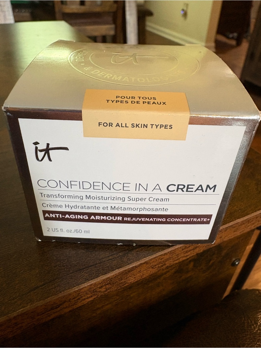 It cosmetics confidence in a cream